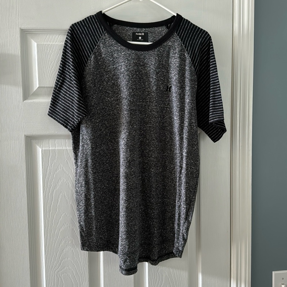 Men’s Large Hurley Tee